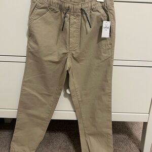 GAP Kids pull on size 8-brand new